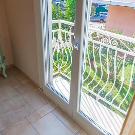 Evelyn - Apartament Diano Marina